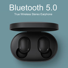 Load image into Gallery viewer, Wireless Earbud Voice Control Bluetooth 5.0 with Noise reduction - Linden & Burk